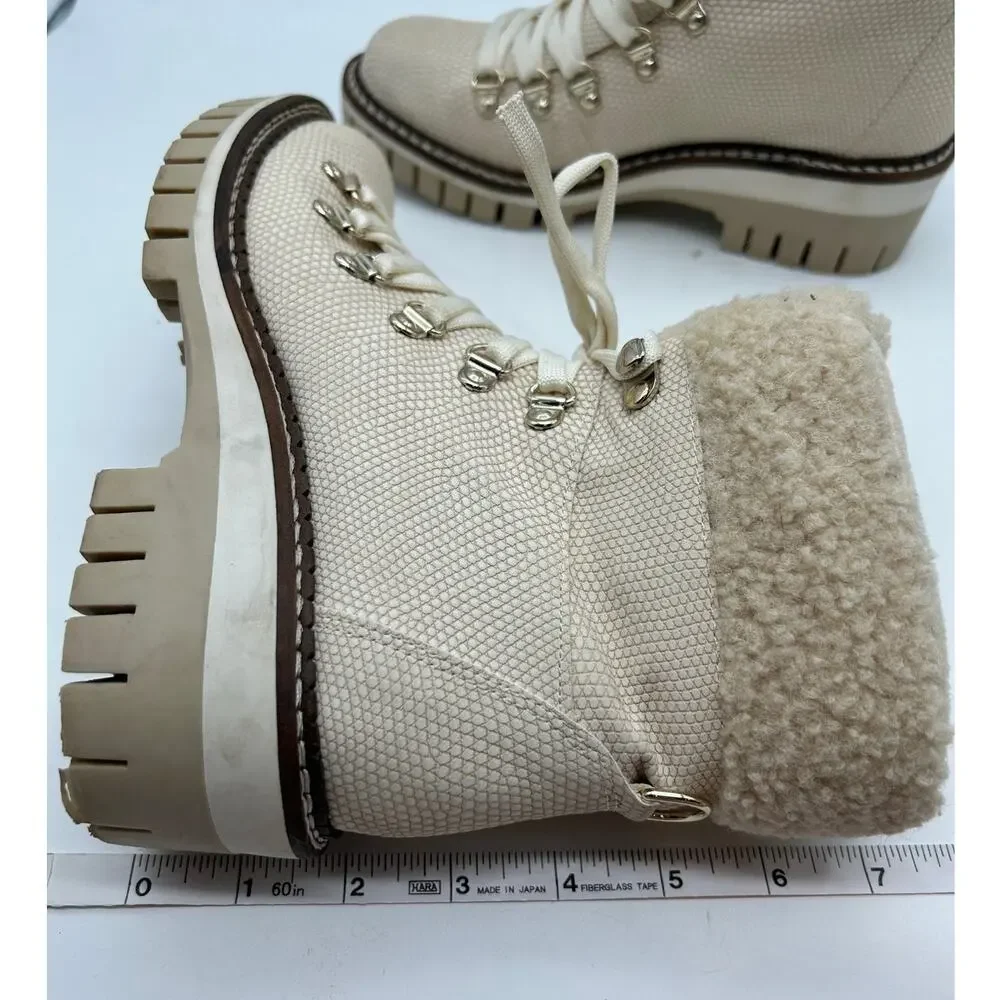 JLO Cream Faux Fur Snake Embossed Lace Up Hiker Boots SIZE 6 Winter Snow Outdoor